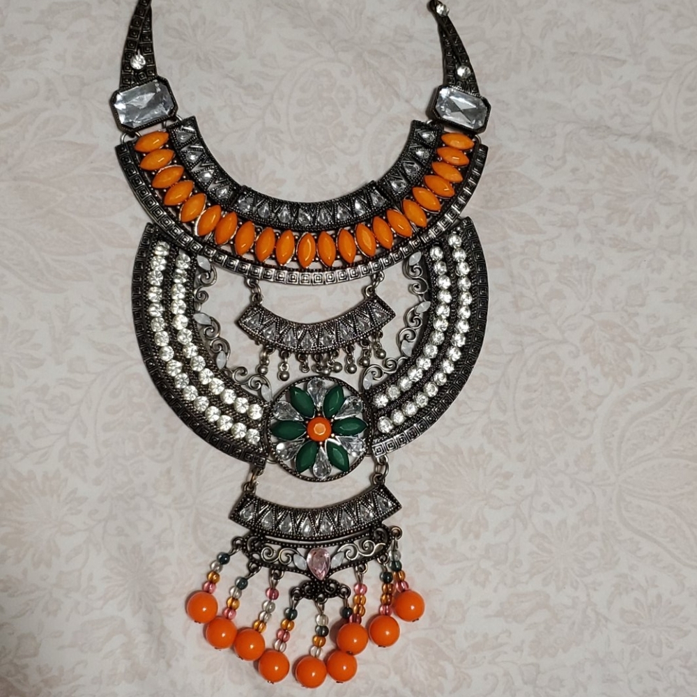 Necklace - Picture 3 of 7